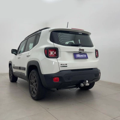 Foto 6: JEEP RENEGADE SPORT AT D 2017 Foto 6: JEEP RENEGADE SPORT AT D 2017