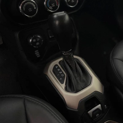 Foto 12: JEEP RENEGADE SPORT AT D 2017 Foto 12: JEEP RENEGADE SPORT AT D 2017