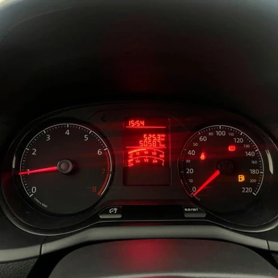 Foto 9: VOLKSWAGEN VOYAGE MPI 2023 Foto 9: VOLKSWAGEN VOYAGE MPI 2023