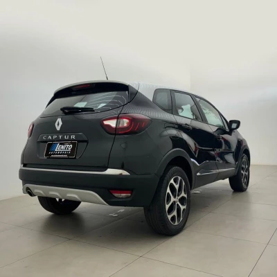 Foto 20: RENAULT CAPTUR 16 BOSE 2021