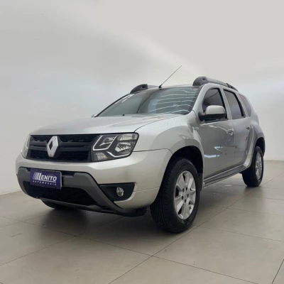 Foto 2: RENAULT DUSTER 20 D 4X2 2017