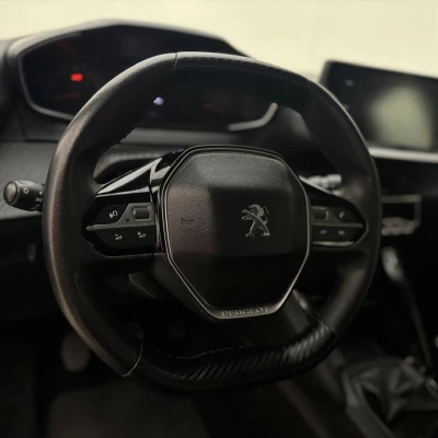Foto 13: PEUGEOT 208 LIKE MT 2022 Foto 13: PEUGEOT 208 LIKE MT 2022