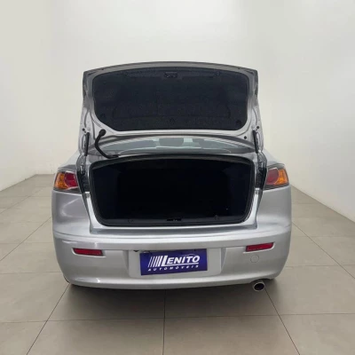 Foto 8: MITSUBISHI MMC LANCER 2.0 2014 Foto 8: MITSUBISHI MMC LANCER 2.0 2014