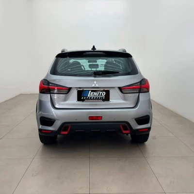 Foto 5: MITSUBISHI OUTLANDER SPT HPE2WD 2022 Foto 5: MITSUBISHI OUTLANDER SPT HPE2WD 2022