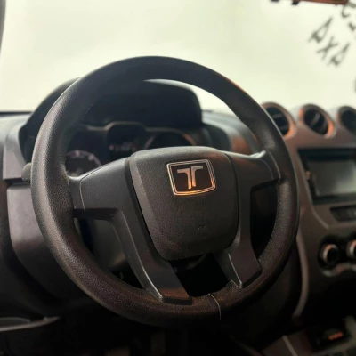 Foto 13: TROLLER T4 XLT 3.2 2015 Foto 13: TROLLER T4 XLT 3.2 2015