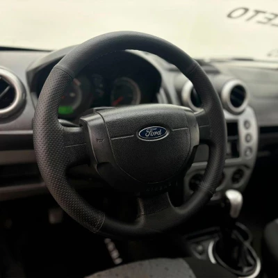 Foto 12: FORD FIESTA FLEX 2014 Foto 12: FORD FIESTA FLEX 2014