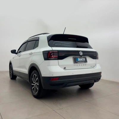 Foto 5: VOLKSWAGEN T CROSS TSI AD 2020 Foto 5: VOLKSWAGEN T CROSS TSI AD 2020