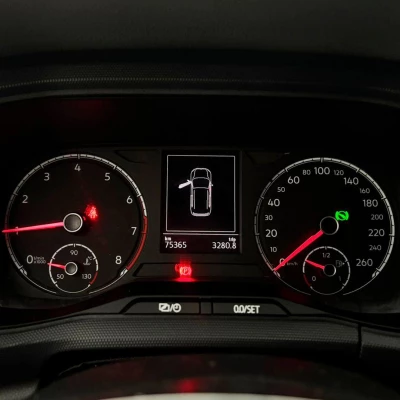 Foto 10: VOLKSWAGEN T CROSS TSI AD 2020 Foto 10: VOLKSWAGEN T CROSS TSI AD 2020