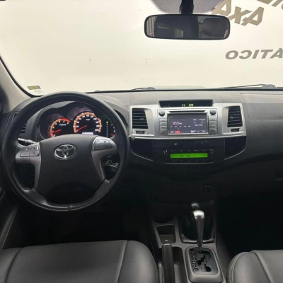 Foto 11: TOYOTA HILUX CD4X4 SRV 2015