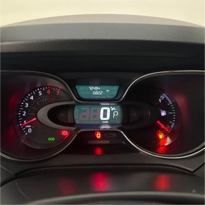 Foto 12: RENAULT CAPTUR INTEN 16A 2018