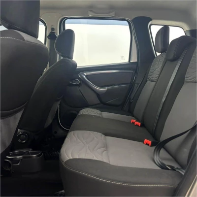 Foto 16: RENAULT DUSTER 20 D 4X2 2014 Foto 16: RENAULT DUSTER 20 D 4X2 2014