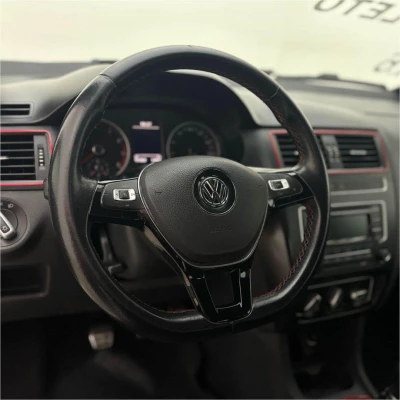 Foto 12: PEUGEOT 208 ACT PACK MT 2017 Foto 12: PEUGEOT 208 ACT PACK MT 2017