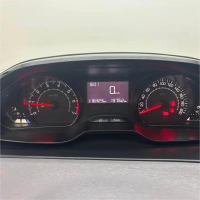 Foto 14: PEUGEOT 208 ACT PACK MT 2017 Foto 14: PEUGEOT 208 ACT PACK MT 2017