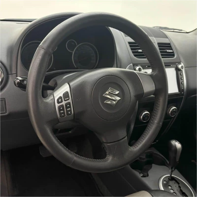 Foto 10: SUZUKI SX4 4WD 2012