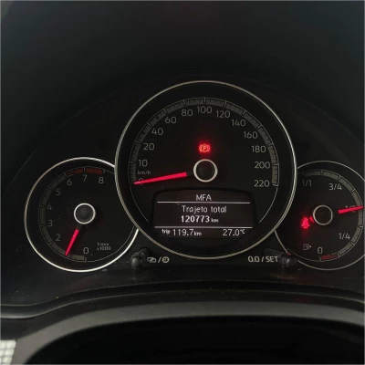 Foto 9: VOLKSWAGEN UP CROSS MDV 2018