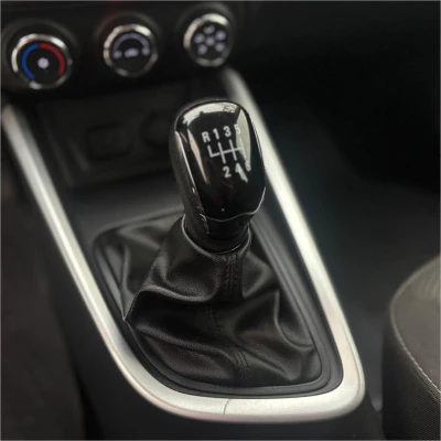 Foto 42: CHEVROLET ONIX 10MT LT2 2023