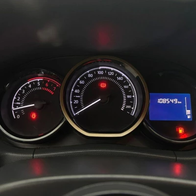 Foto 10: RENAULT DUSTER 16 D 4X2 2017