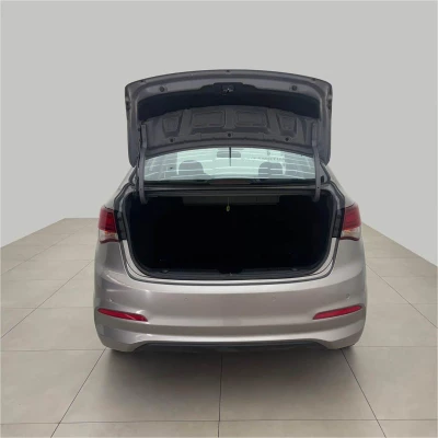 Foto 8: HYUNDAI HB20S 1.6 AUT PREM 2017