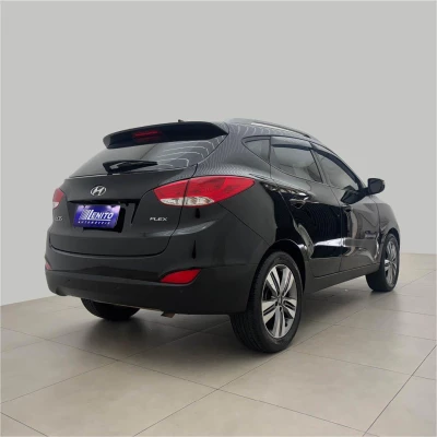 Foto 7: HYUNDAI X35 GL 2018 Foto 7: HYUNDAI X35 GL 2018