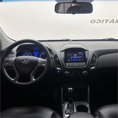 Foto 10: HYUNDAI X35 GL 2018 Foto 10: HYUNDAI X35 GL 2018