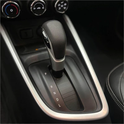 Foto 14: CHEVROLET ONIX 10TAT HB 2023