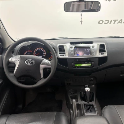 Foto 13: TOYOTA HILUX CD4X4 SRV 2015