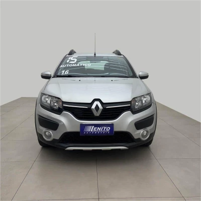 Foto 3: RENAULT SANDERO STEP 16R 2015