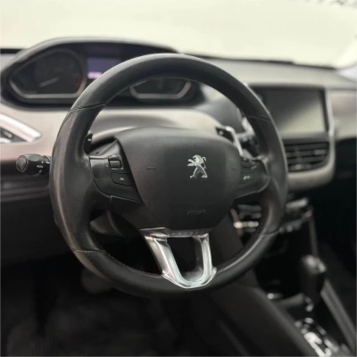 Foto 12: PEUGEOT 208 1.6 GRIFFE 16V FLEX 4P AUTOMATICO 2017