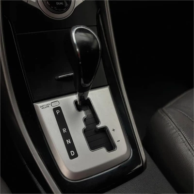 Foto 15: HYUNDAI ELANTRA GLS 2013